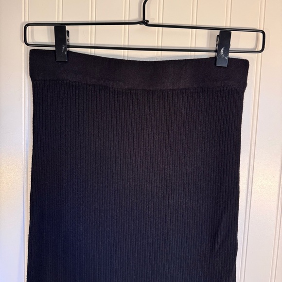 House of Harlow 1960 Black Ribbed Skirt Women’s Size Small - Picture 2 of 9